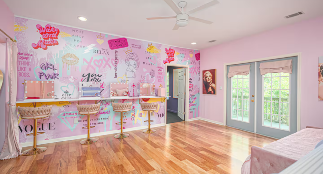 Savannah Airbnb for Bachelorettes